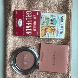 Makeup bundle